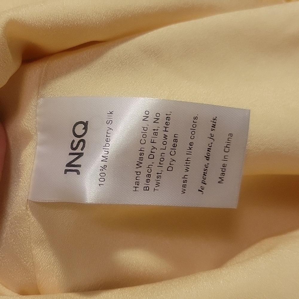 017 JNSQ 100% Mulberry Silk Dress - Picture 11 of 16
